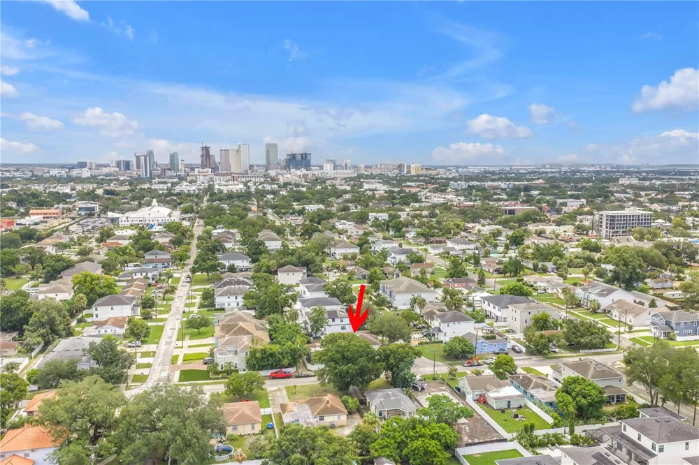2711 W FIG STREET Tampa, FL 33609