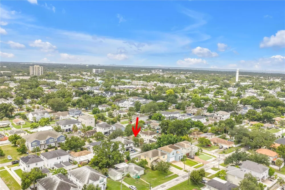 2711 W FIG STREET Tampa, FL 33609