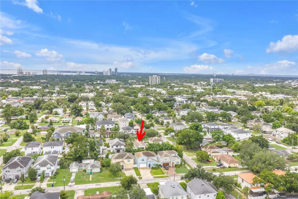 2711 W FIG STREET Tampa, FL 33609
