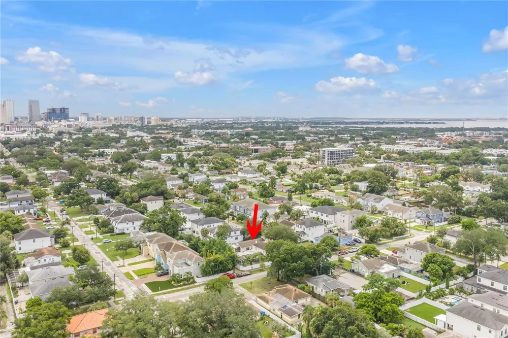 2711 W FIG STREET Tampa, FL 33609