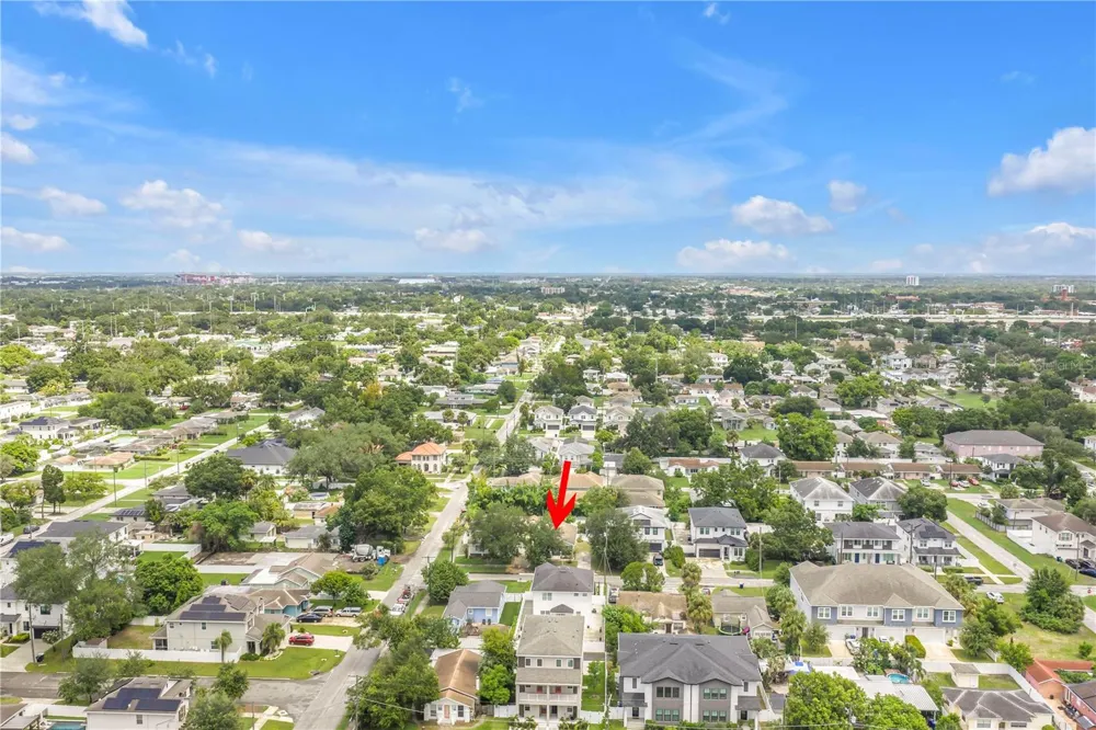 2711 W FIG STREET Tampa, FL 33609