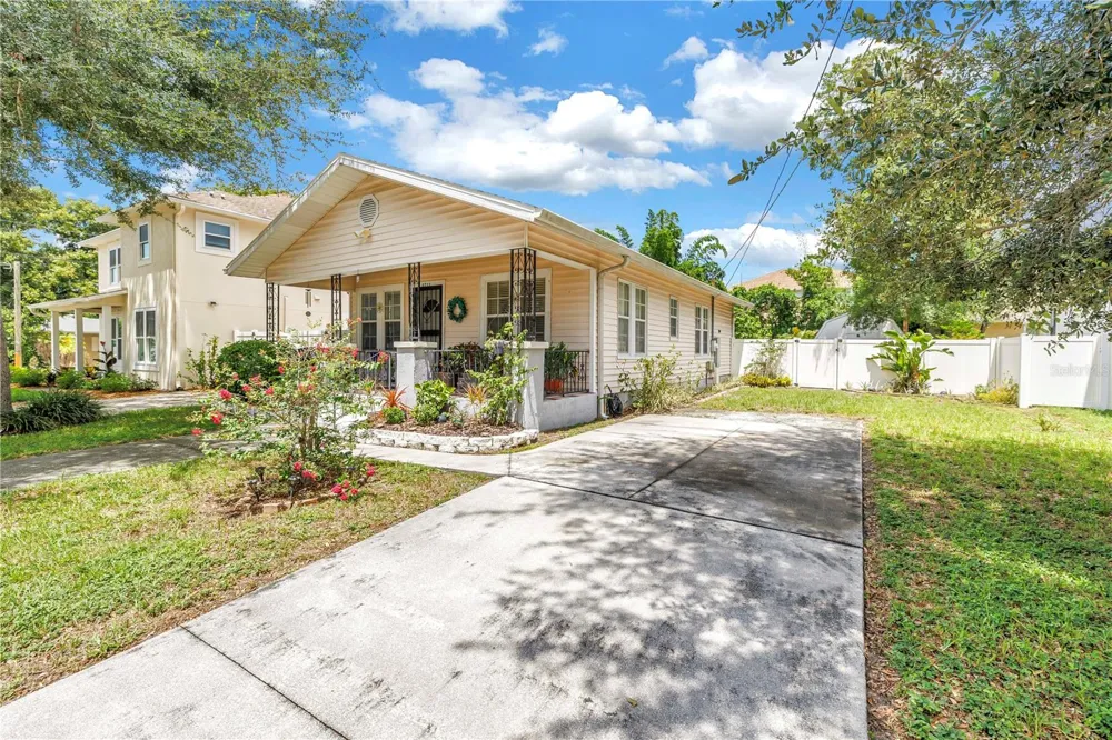2711 W FIG STREET Tampa, FL 33609