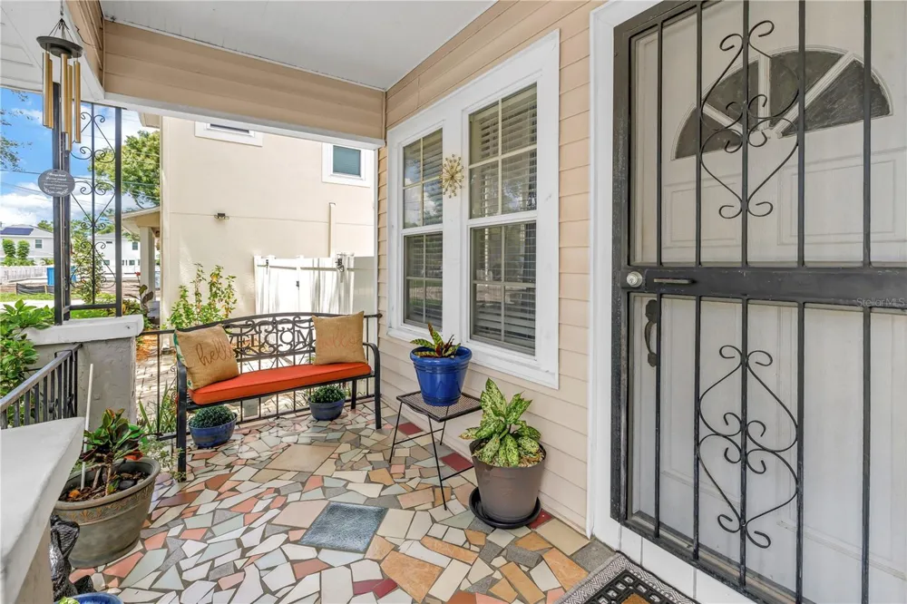 2711 W FIG STREET Tampa, FL 33609