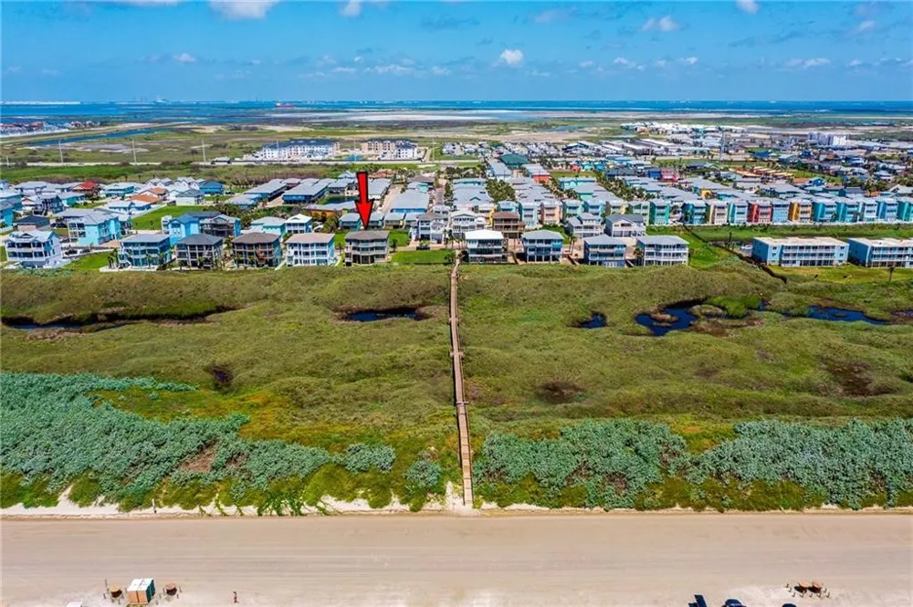 841 Oceanside Drive Port Aransas, TX 78373