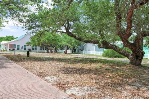 39 Old Cottage Beach Drive