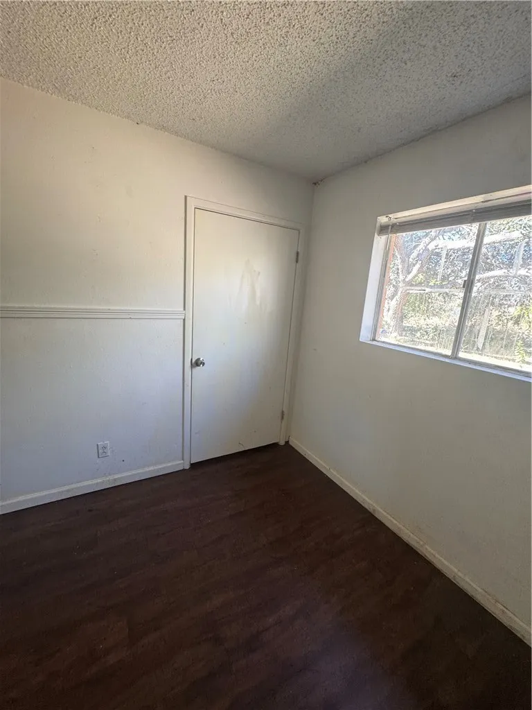 904 W Walton Street Beeville, TX 78102