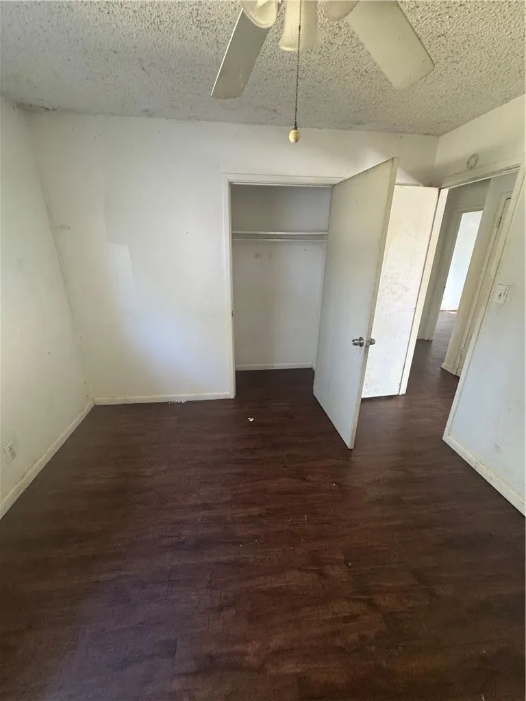 904 W Walton Street Beeville, TX 78102