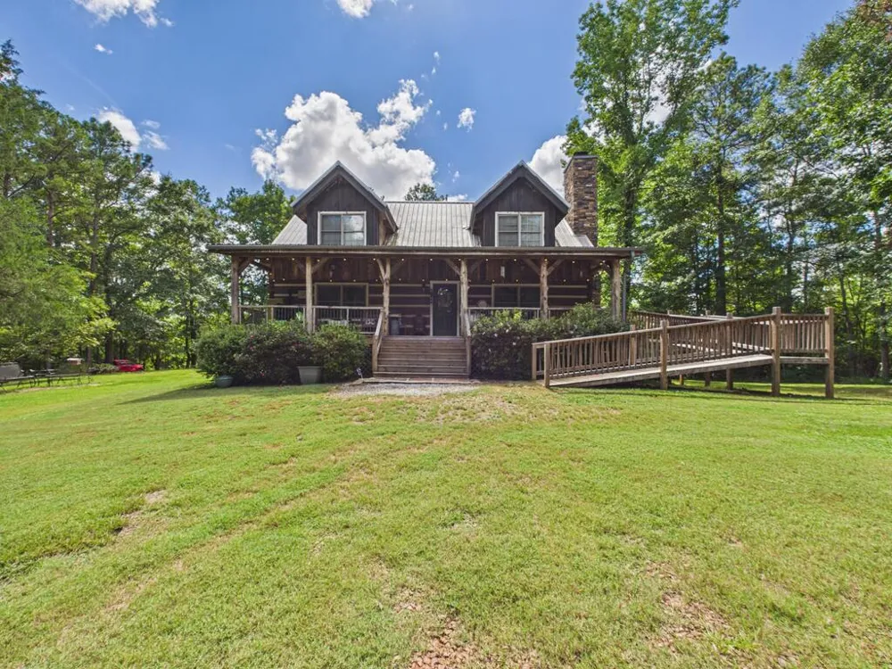 169 Cotton Lane Cataula, GA 31804