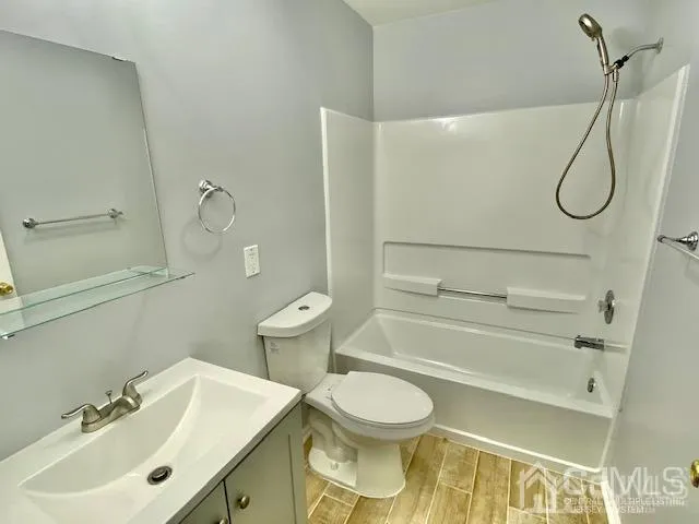 3001 Lighthouse Lane Sayreville, NJ 08859
