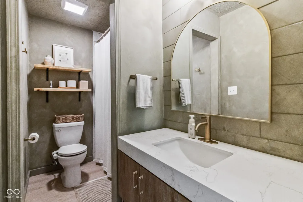 1333 Greenhills Road Greenfield, IN 46140
