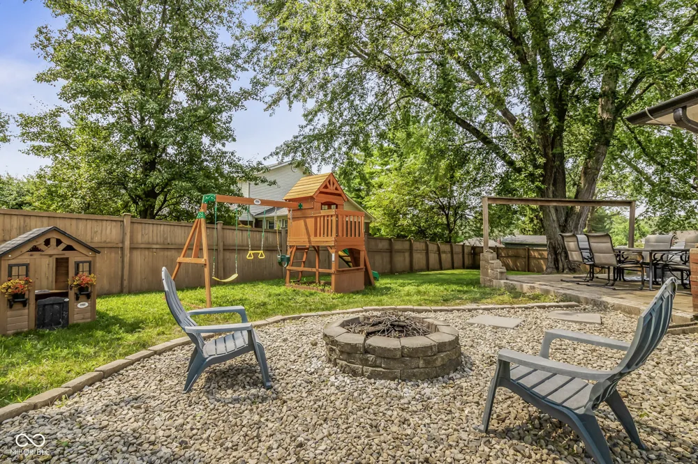 1333 Greenhills Road Greenfield, IN 46140