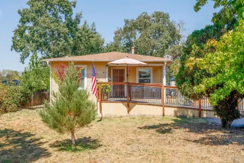 3827 Finley Avenue