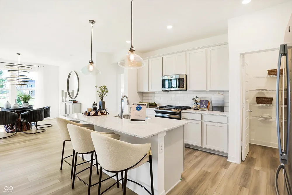 5359 Devonshire Way McCordsville, IN 46055