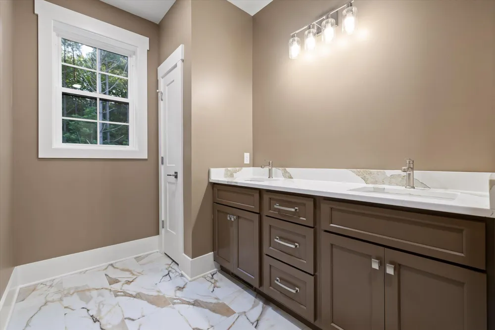 270 Sevier Street Jasper, TN 37347