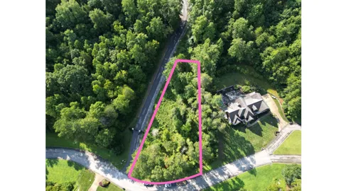 1724 Oakbrook Trail