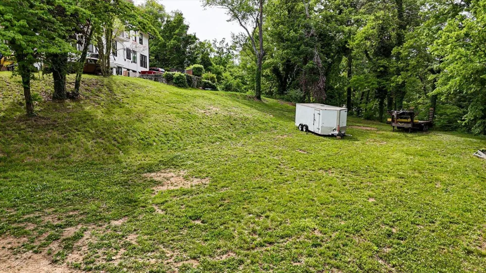 1128 Tremont Street Chattanooga, TN 37405
