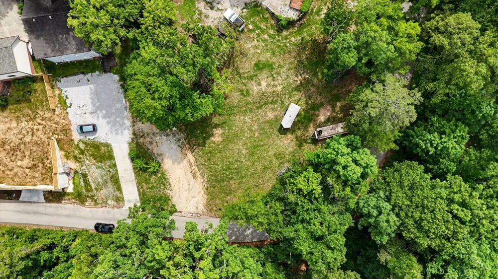 1128 Tremont Street Chattanooga, TN 37405