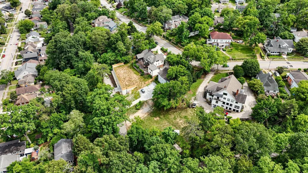 1128 Tremont Street Chattanooga, TN 37405