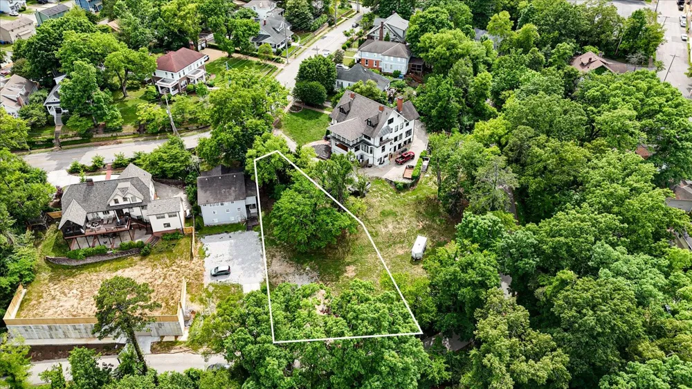 1128 Tremont Street Chattanooga, TN 37405