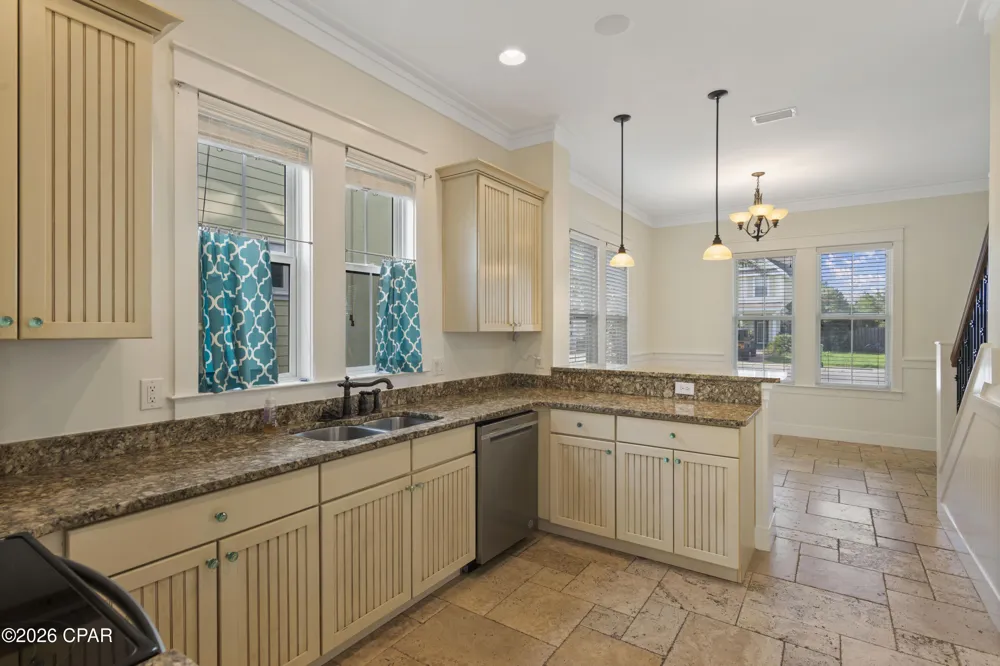 324 Madison Circle Panama City Beach, FL 32407