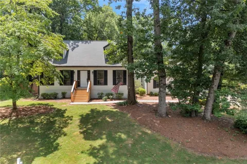 340 Summerfield Drive