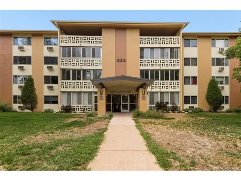 625 S Alton Way #7D
