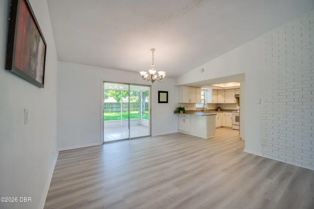 156 Springwood Drive Daytona Beach, FL 32119