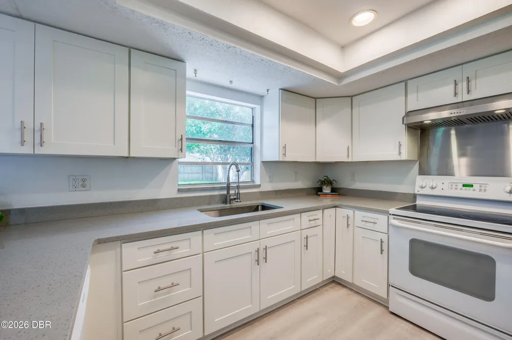 156 Springwood Drive Daytona Beach, FL 32119