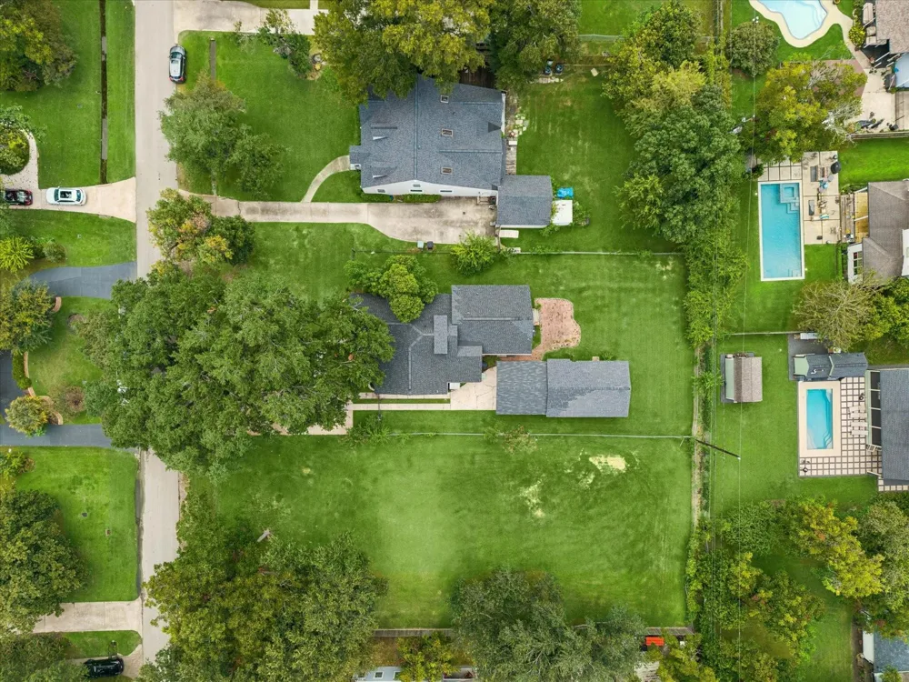 327 W 31st Street Houston, TX 77018