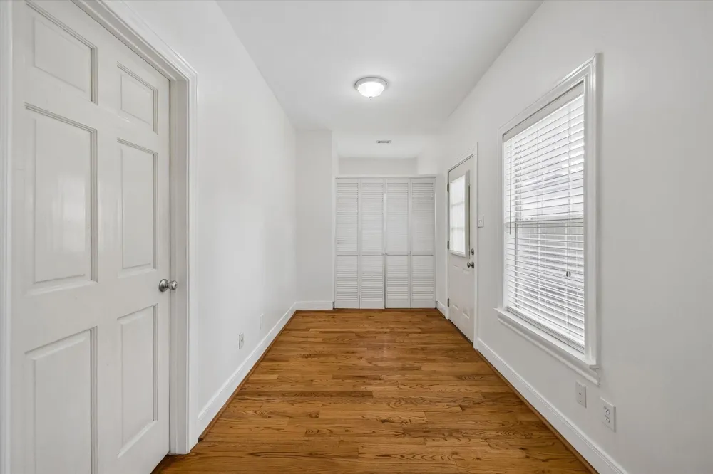 327 W 31st Street Houston, TX 77018