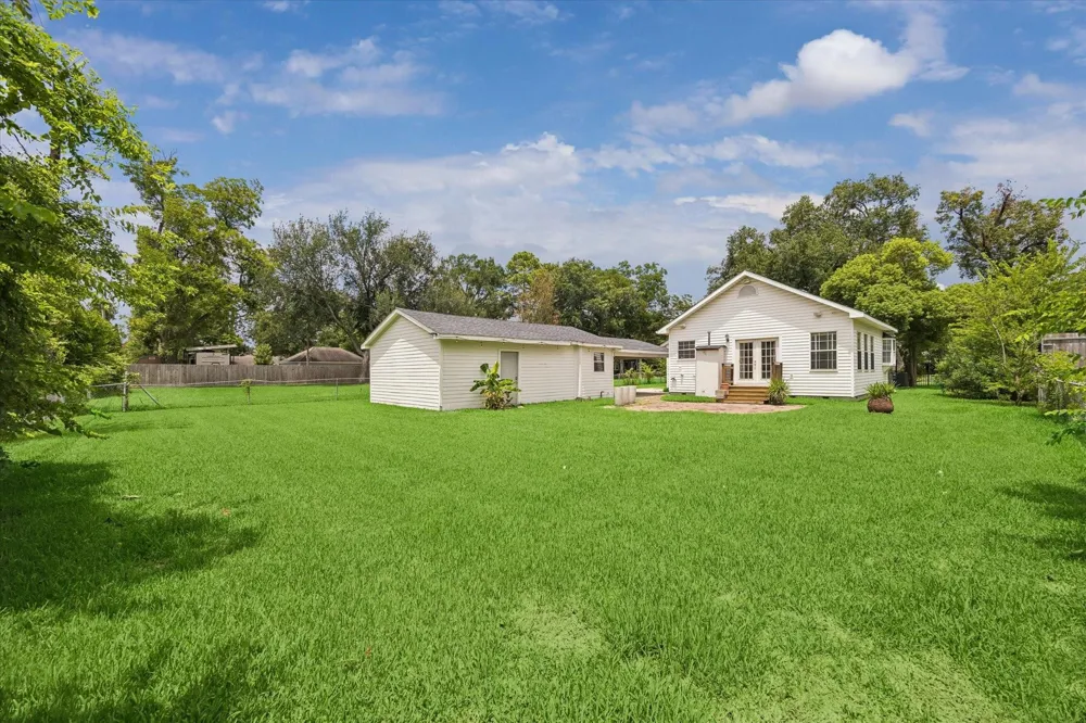 327 W 31st Street Houston, TX 77018
