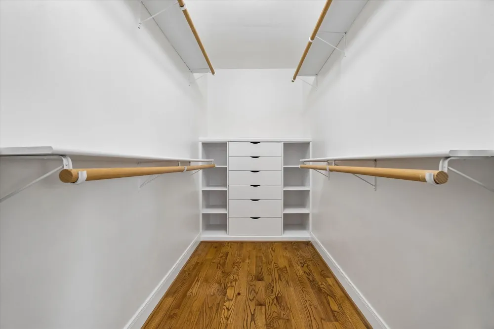327 W 31st Street Houston, TX 77018