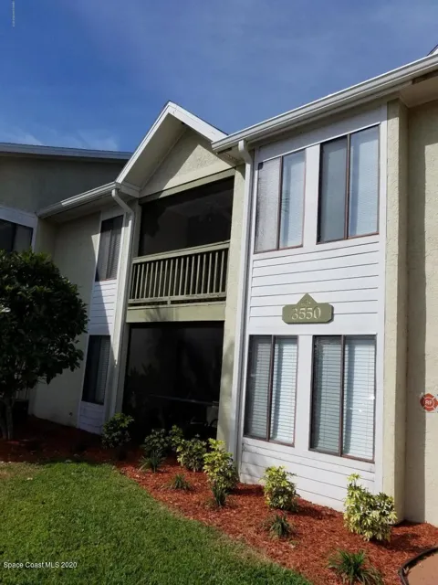 3550 Sable Palm Lane #L