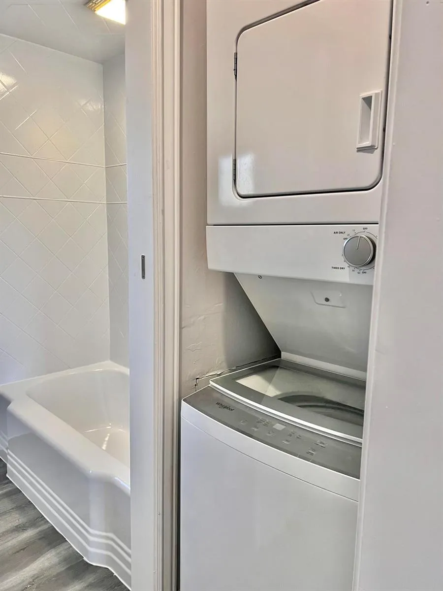 101 S GOLFVIEW ROAD #1 