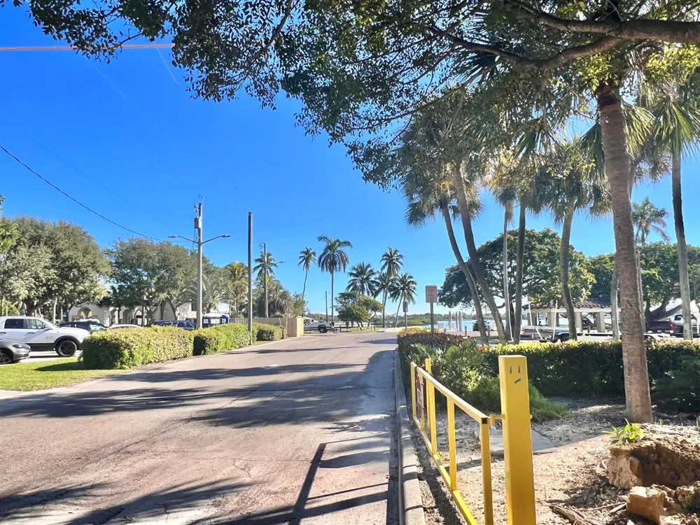 101 S GOLFVIEW ROAD #1 