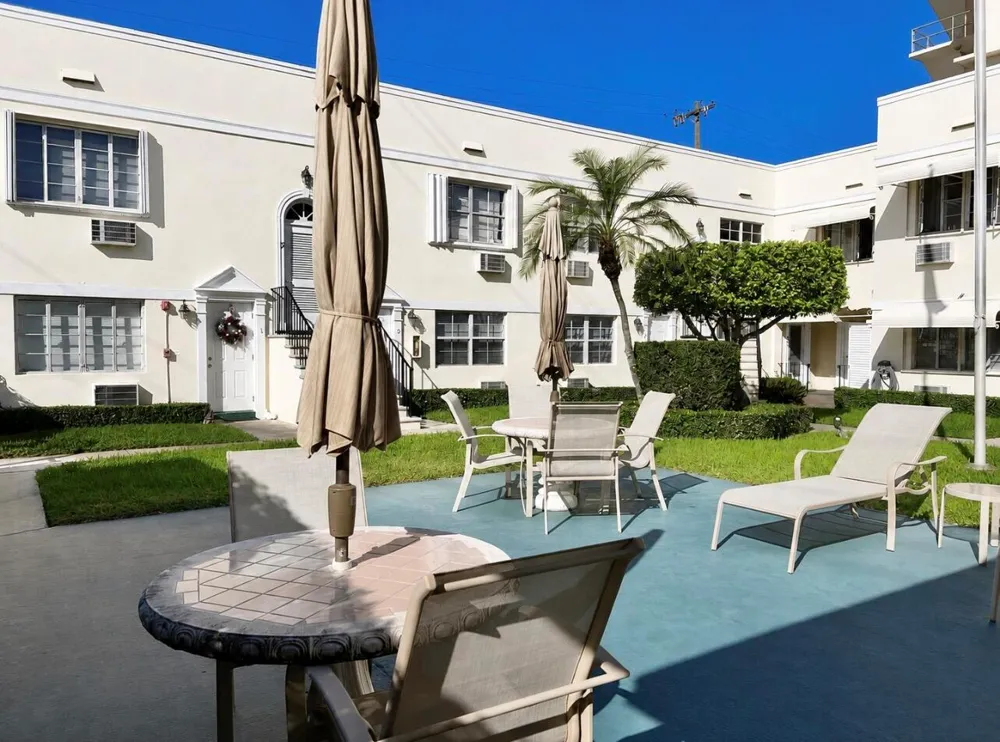 101 S GOLFVIEW ROAD #1 