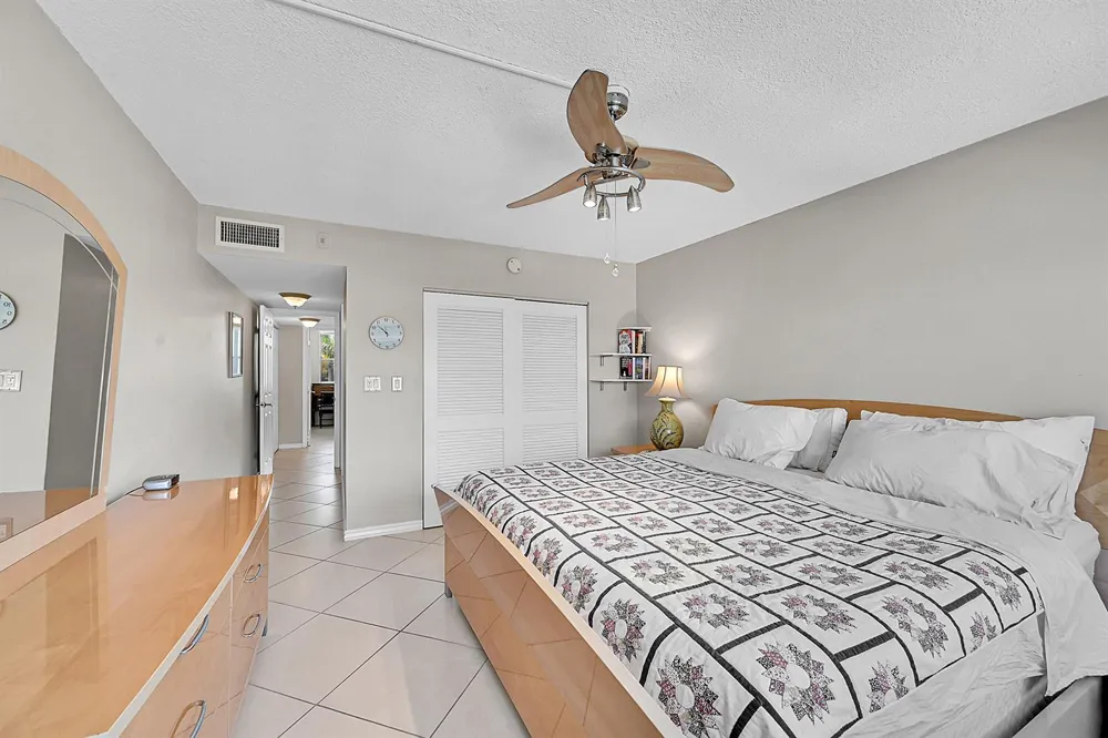 777 S FEDERAL Highway #O203 Pompano Beach, FL 33062