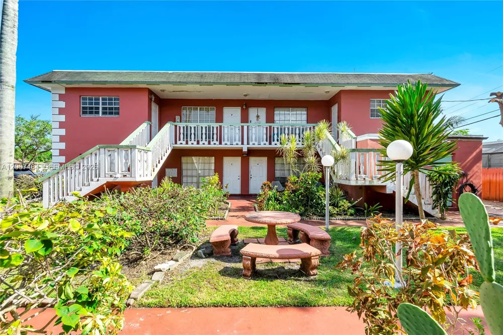 2201 NW 64th Ave #5 Sunrise, FL 33313