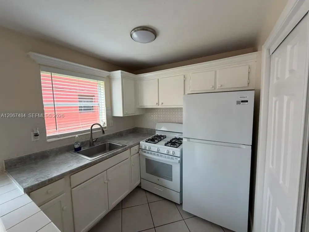 2201 NW 64th Ave #5 Sunrise, FL 33313