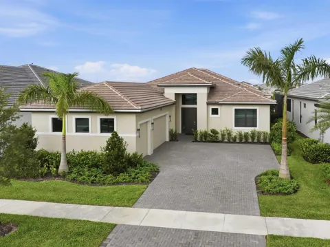 5374 Saint Armands Way