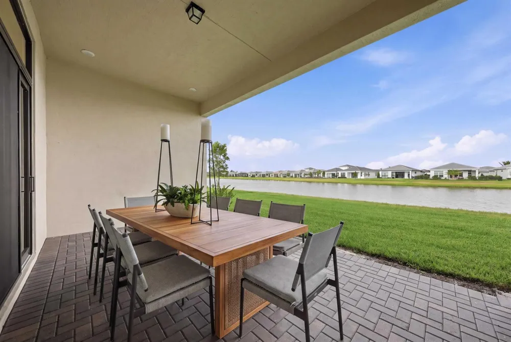 5374 Saint Armands Way Westlake, FL 33470