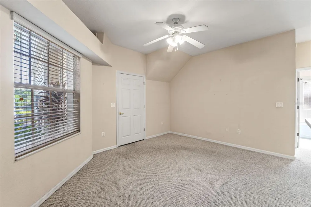 1920 HAMMOCKS AVENUE #1002 Lutz, FL 33549