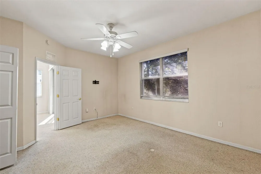 1920 HAMMOCKS AVENUE #1002 Lutz, FL 33549