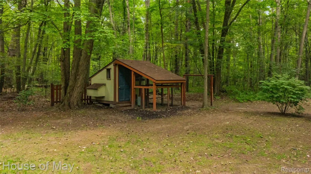 4474 Five Lakes Road North Branch Township, MI 48461