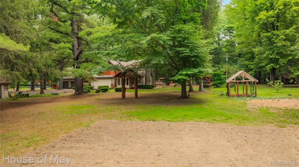 4474 Five Lakes Road North Branch Township, MI 48461