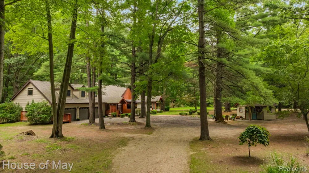 4474 Five Lakes Road North Branch Township, MI 48461