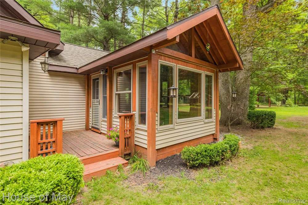 4474 Five Lakes Road North Branch Township, MI 48461