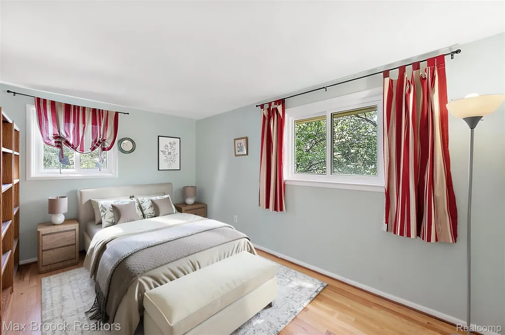 6609 E Knollwood Circle West Bloomfield Charter Township, MI 48322