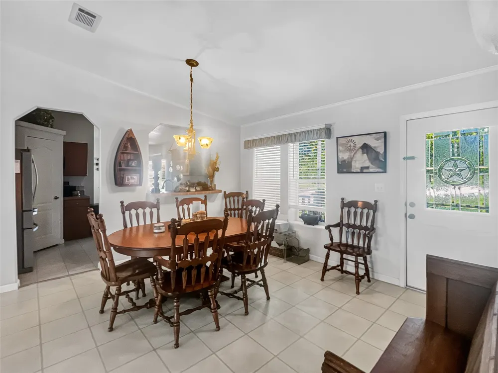 3288 County Road 136 Whitesboro, TX 76273
