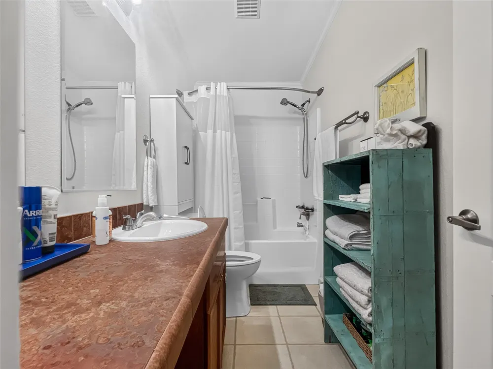 3288 County Road 136 Whitesboro, TX 76273